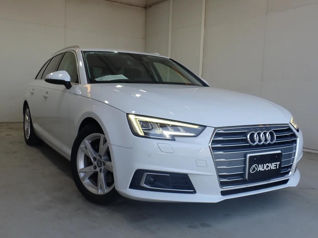 Audi A4 Avant 8WCVN 2018
